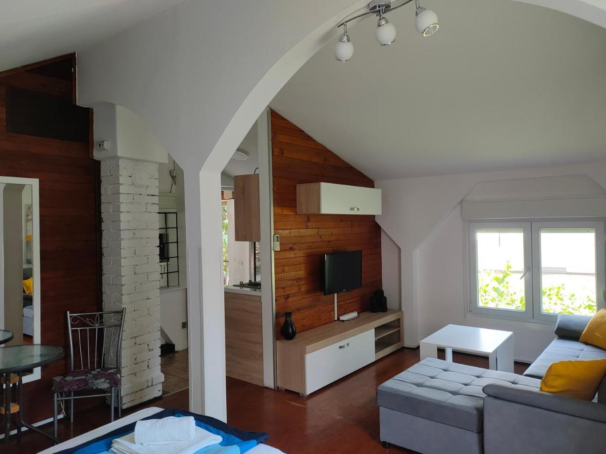 Teos Apartments Мостар Екстериор снимка